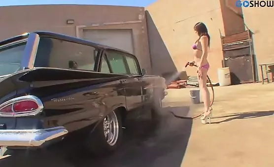 Brunette at Work Car Wash Orgies and Blowjobs