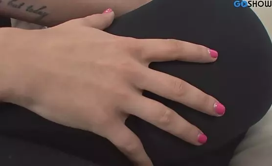 Fingering Wet Cunts and Lesbian Lovemaking
